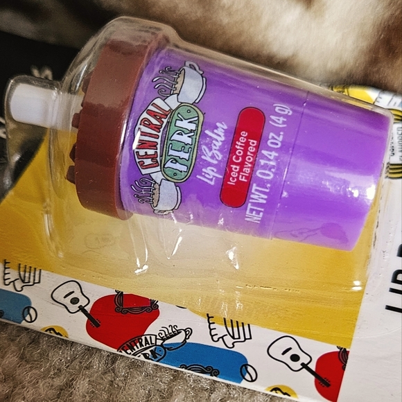 🆕️ FRIENDS | Lip Balm | Iced Coffee Scented | Pop Culture | TV | Central Perk - Picture 2 of 3